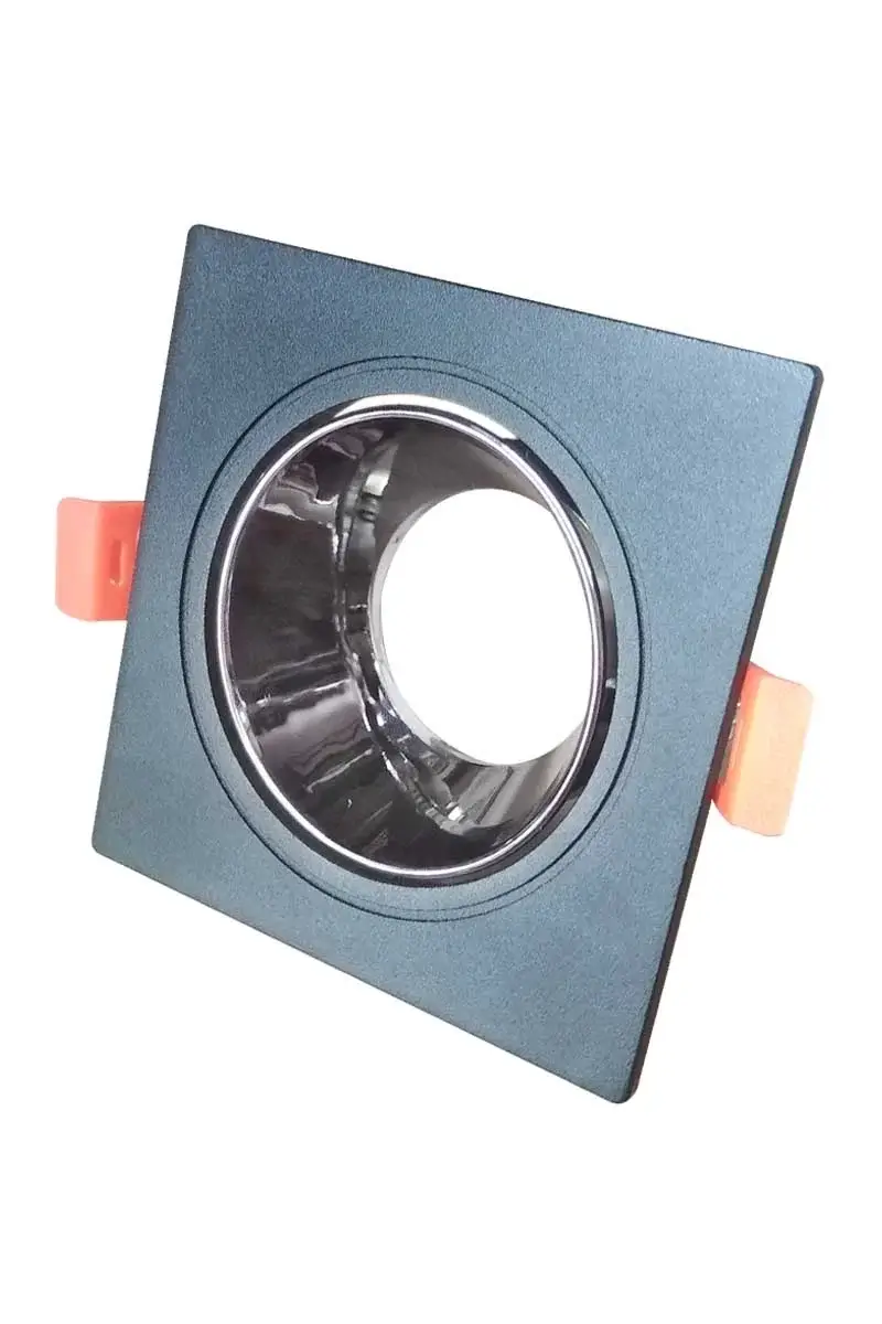 ack-ah03-07031-platin-silver-reflektorlu-siyah-kare-spot-kasasi-spot-kasalari-ack-513329-10-B.webp (36 KB)