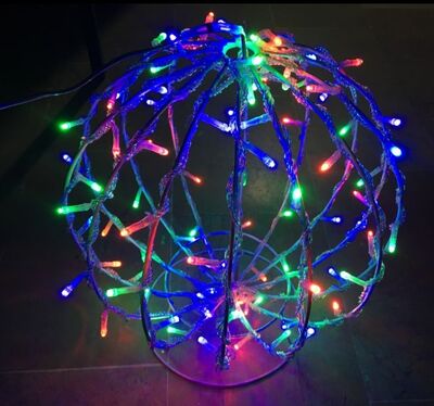 Led Işıklı Yılbaşı Topu 40 cm RGB